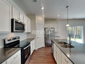 7318 Garrett Ct in Charlotte, NC - Building Photo - Building Photo