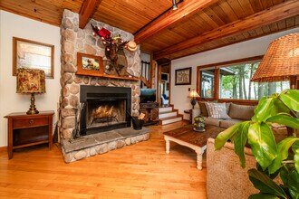 7258 Beach Dr in South Haven, MI - Building Photo - Building Photo