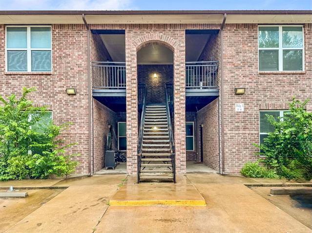 property at 1408 SE 1st St