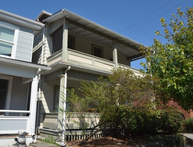 208 W 3rd Ave in Columbus, OH - Building Photo - Building Photo