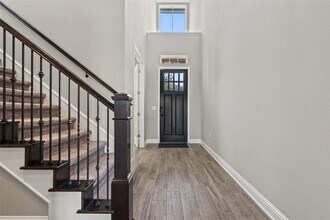 5004 Mandevilla Dr in Austin, TX - Building Photo - Building Photo