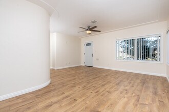 4826 Rolando Blvd in San Diego, CA - Building Photo - Building Photo