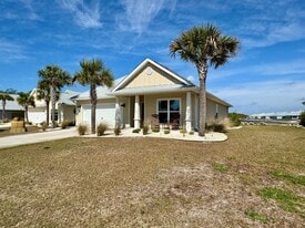 150 Heron Ct in Port St. Joe, FL - Building Photo