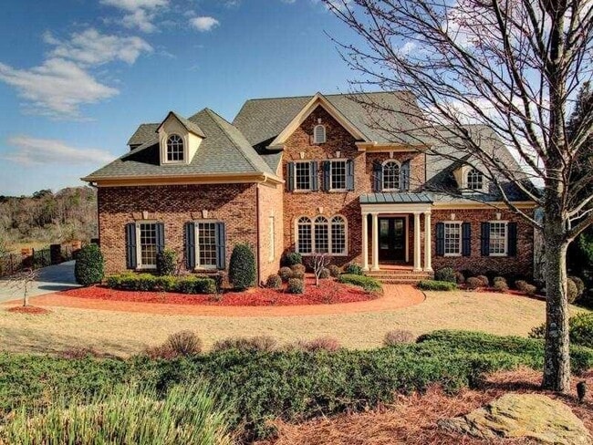 property at 502 Rivercliff Trce