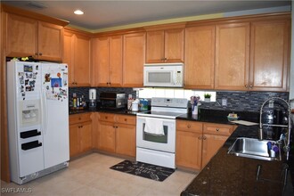 3424 Dandolo Cir in Cape Coral, FL - Foto de edificio - Building Photo