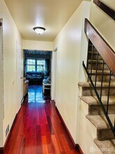 811 Maple Hill Dr in Woodbridge, NJ - Building Photo - Building Photo