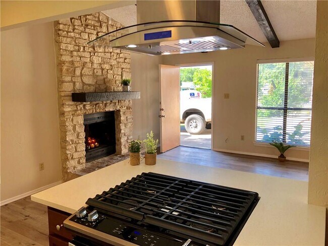 2108 Conestoga Trail in Austin, TX - Building Photo - Building Photo