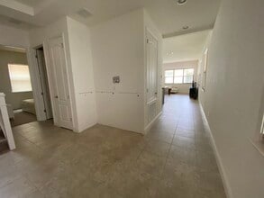 13219 Oakenshaw Ln in Orlando, FL - Foto de edificio - Building Photo