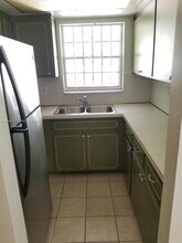 701 NW 1st St in Hallandale Beach, FL - Building Photo - Building Photo