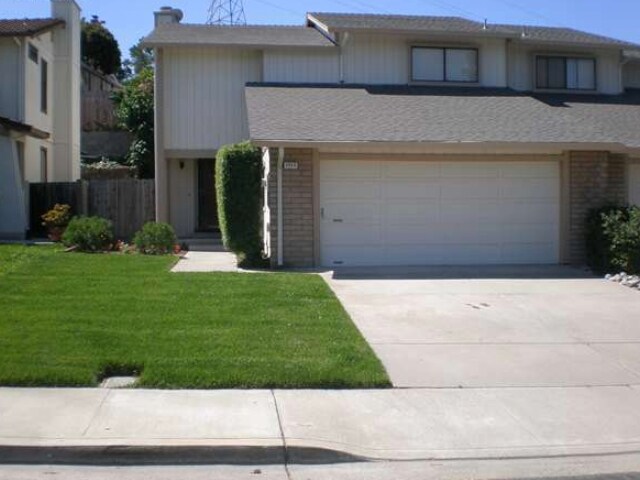 1312 Shaddick Dr in Antioch, CA - Foto de edificio