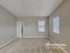 3521 Tesoro Del Valle Ct in North Las Vegas, NV - Building Photo - Building Photo