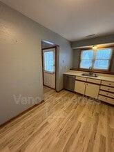 8 Redcoat Ct in Clifton Park, NY - Building Photo - Building Photo