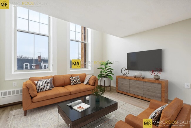 62 Eutaw St, Unit 201 in Boston, MA - Building Photo - Building Photo