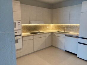 8855 Collins Ave in Surfside, FL - Building Photo - Building Photo