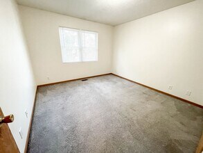 5131 Lowell Ave in Lincoln, NE - Building Photo - Building Photo