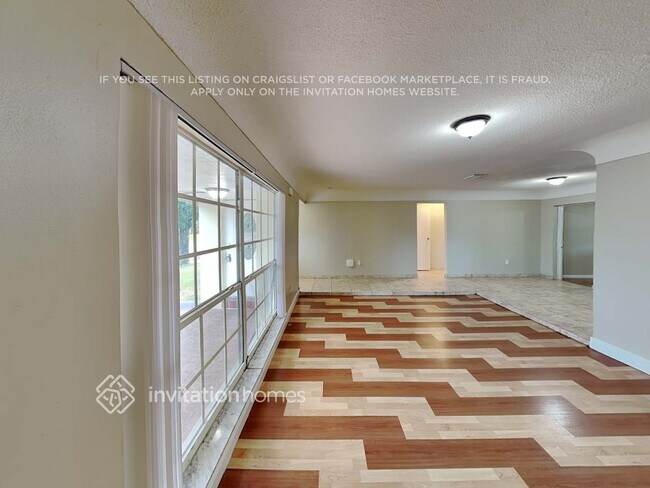 8659 Sheraton Dr in Miramar, FL - Building Photo - Building Photo