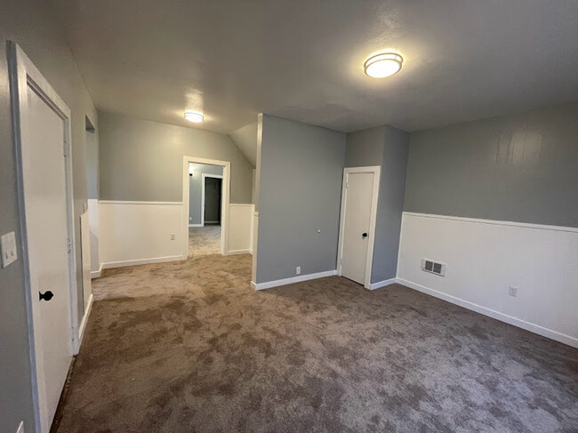 430 Avenue E, Unit 1 in Snohomish, WA - Foto de edificio - Building Photo