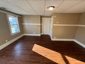 37 Fulton St in Lowell, MA - Building Photo - Building Photo