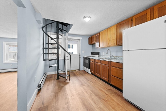 54 Washington St in Concord, NH - Building Photo - Building Photo