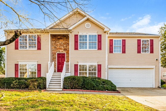 property at 430 Woodchase Green Dr