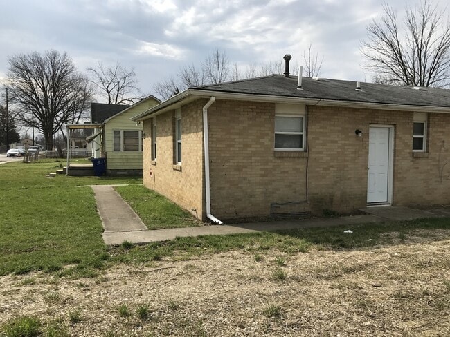 545 S Highland Ave in Columbus, OH - Building Photo - Building Photo
