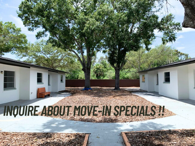 9001 Dr Martin Luther King Jr St N, Unit 1