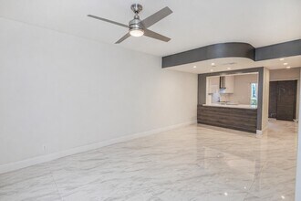 3333 Cabaret Ln in Margate, FL - Building Photo - Building Photo