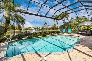 1447 Serenity Cir in Naples, FL - Building Photo