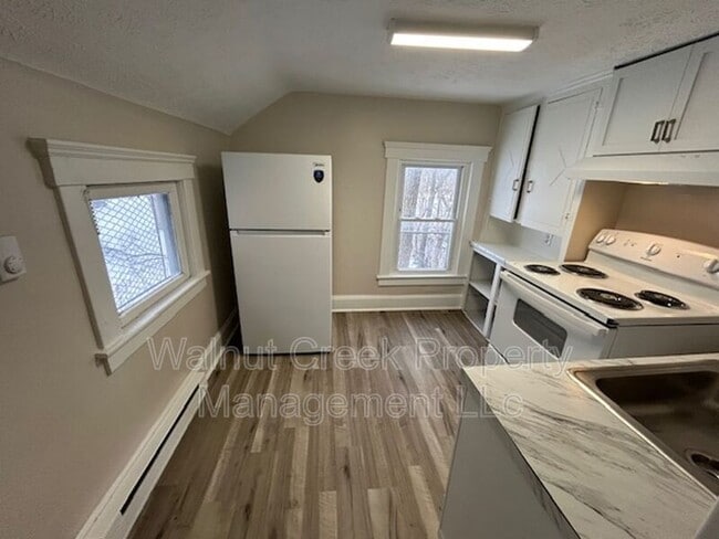 property at 102 Rush St