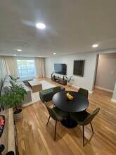 315 Neponset St, Unit 45 in Norwood, MA - Building Photo - Building Photo