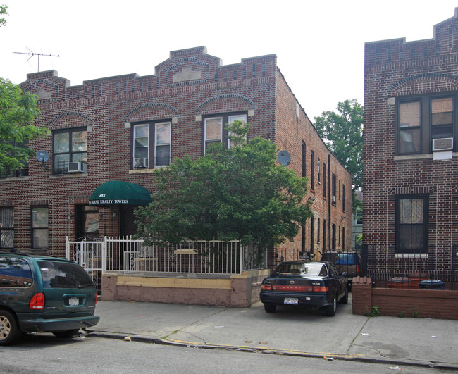 685 Ralph Ave in Brooklyn, NY - Building Photo - Building Photo