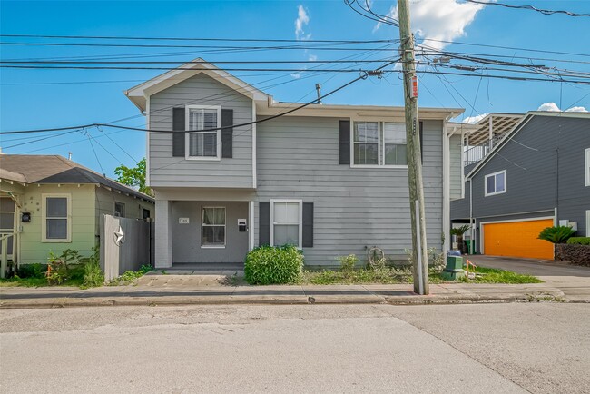 1101 Saulnier St in Houston, TX - Building Photo - Building Photo