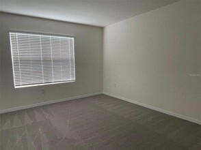 5526 Oxford Gray Rd in Zephyrhills, FL - Building Photo - Building Photo