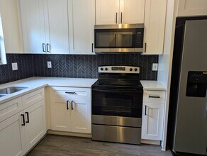 3846 Moran Way in Peachtree Corners, GA - Building Photo - Building Photo