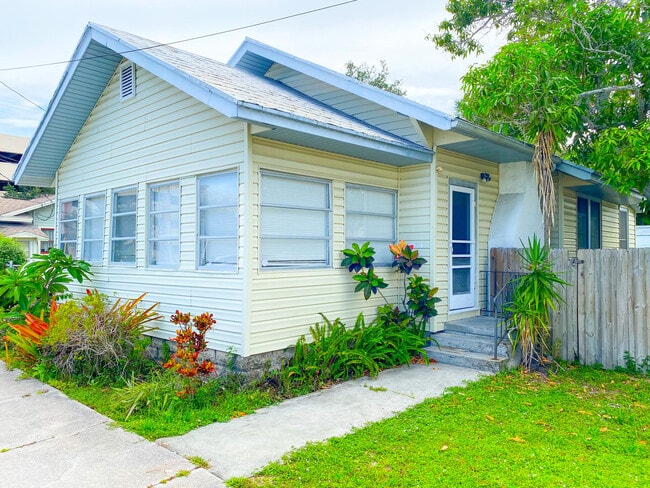 property at 1802 Tangerine St