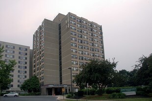 Dubin House Apartments in Cherry Hill, NJ - Building Photo