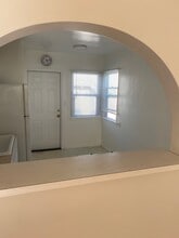 1301 Manhattan Beach Blvd, Unit 3 in Manhattan Beach, CA - Building Photo - Building Photo