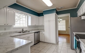 1717 S Park Rd in Texarkana, TX - Building Photo - Building Photo