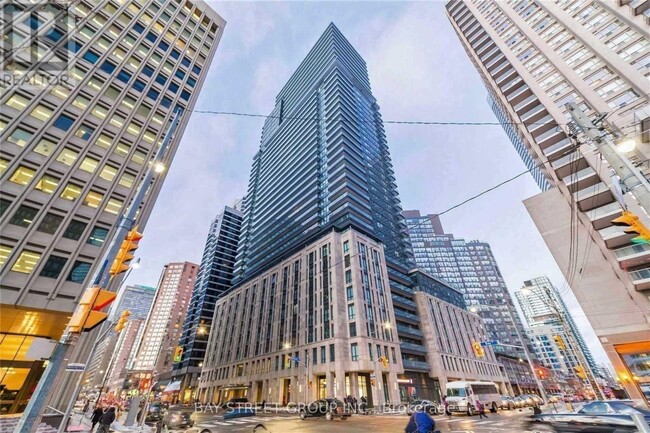 955-3955 Bay St.