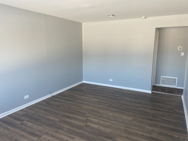 444 W Hickory St in Chicago Heights, IL - Building Photo - Building Photo