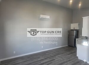 4862 Fond Du Lac Ct in San Diego, CA - Building Photo - Building Photo