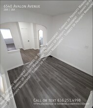 6540 Avalon Ave in University City, MO - Building Photo - Building Photo