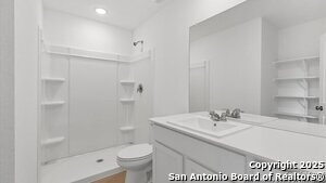 10615 Fannin Wy in San Antonio, TX - Building Photo - Building Photo