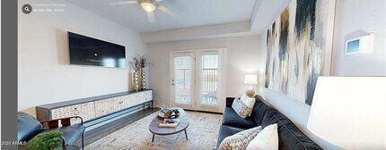 6025 W Thomas Rd, Unit 2 in Phoenix, AZ - Building Photo - Building Photo