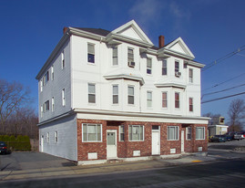 657 Bay St in Fall River, MA - Building Photo