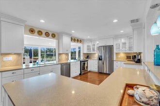 2732 Valencia Dr in Sarasota, FL - Building Photo - Building Photo