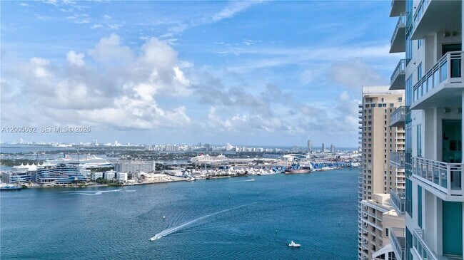 property at 900 Brickell Key Blvd