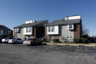 Carmel Terrace in Oklahoma City, OK - Foto de edificio - Building Photo