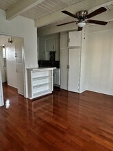 1909 Beachwood Dr in Los Angeles, CA - Building Photo - Building Photo