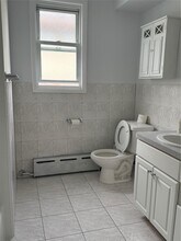 109 Greenvale Ave in Yonkers, NY - Building Photo - Building Photo